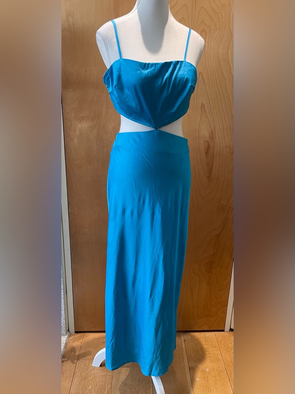 Princess Polly cutout halter dress size 8 NWT